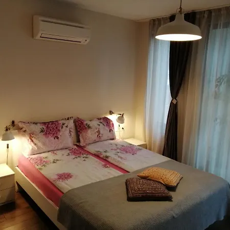 Yavorov Apartment *